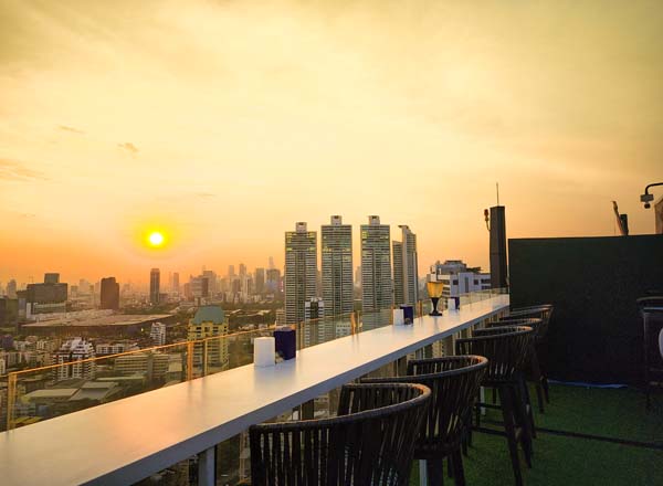 Rooftop bar Vanilla Sky in Bangkok