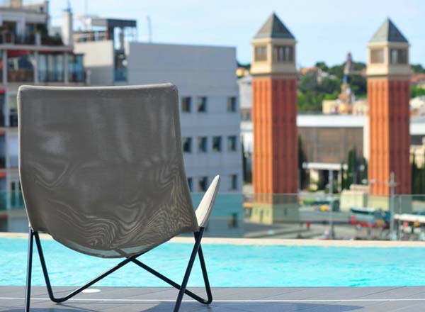 B_Pool at B Hotel - Rooftop bar in Barcelona | The Rooftop Guide