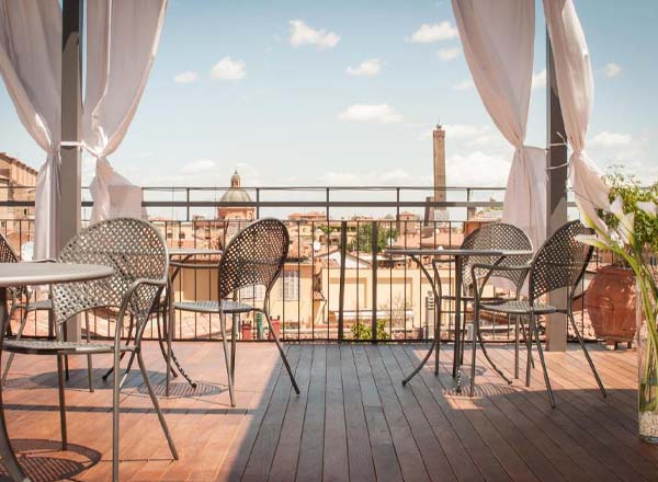 Rooftop bar Terrazza Mattuiani at Hotel Touring in Bologna