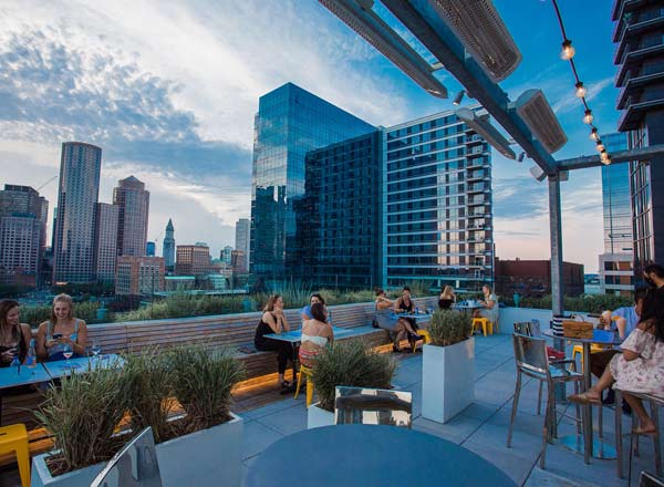 Deck 12 at YOTEL - Rooftop bar in Boston | The Rooftop Guide