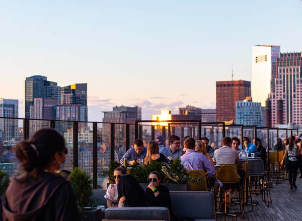 Six \ West - Rooftop bar in Boston | The Rooftop Guide