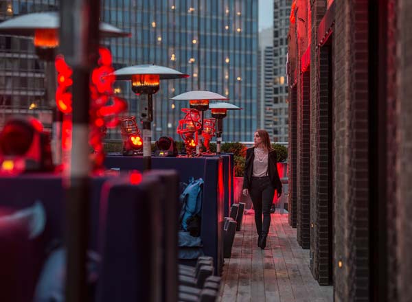 Cerise Rooftop Rooftop Bar In Chicago The Rooftop Guide