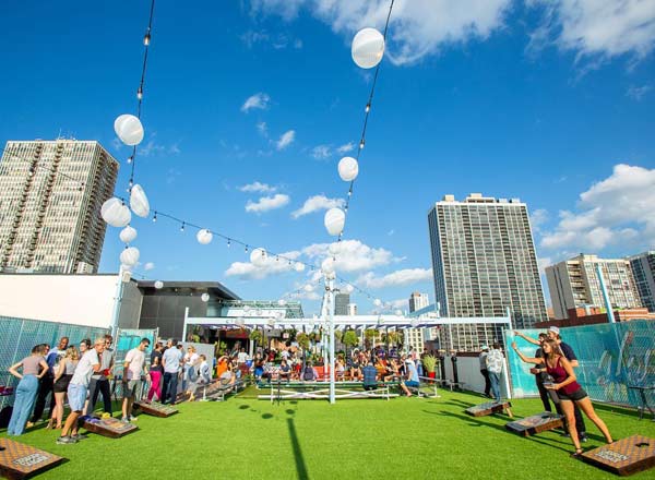 Utopian Tailgate rooftop bar opens on top of Second City comedy club -  Eater Chicago