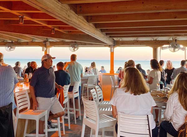 Bud & Alley's Waterfront Restaurant & Bar - Rooftop bar Emerald Coast ...