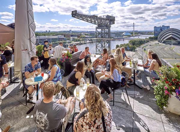 Rooftop bar Red Sky Bar in Glasgow