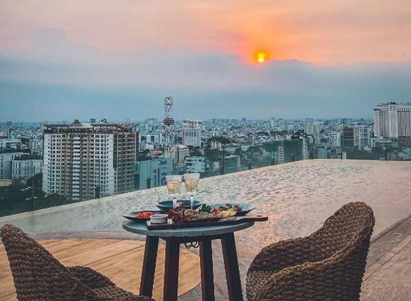 social-club-rooftop-bar-rooftop-bar-in-ho-chi-minh-the-rooftop-guide