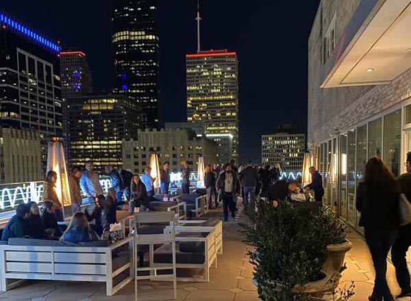 The Best Rooftop Bars In Houston Houston Bars Best Rooftop Bars ...