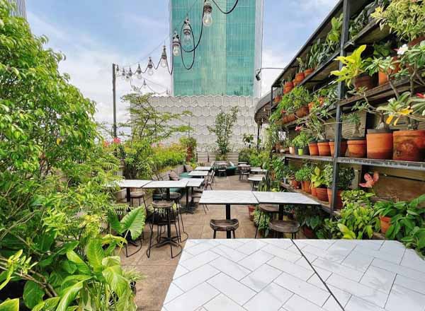 Rooftop bar Hause Rooftop in Jakarta