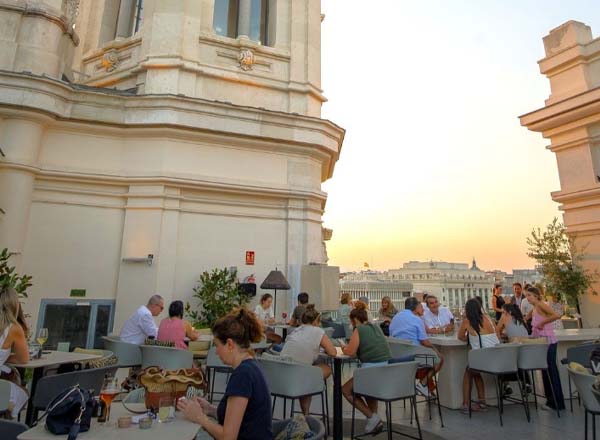 Rooftop bar Azotea Cibeles in Madrid