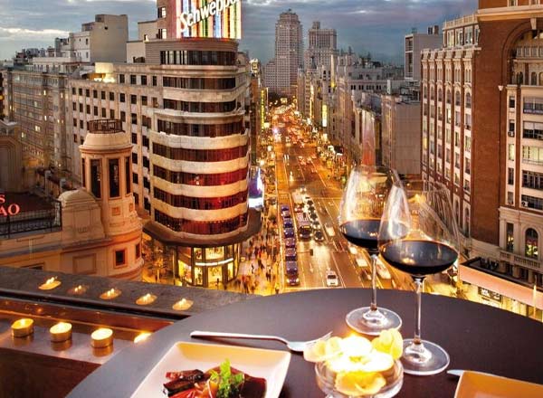 Gourmet Experience - Rooftop bar in Madrid