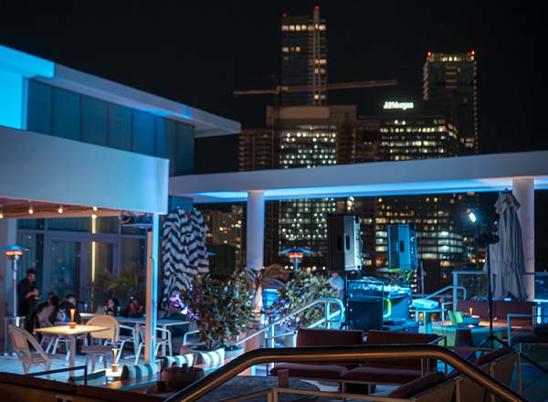 Rooftop bar Vista Rooftop Bar & Lounge in Miami