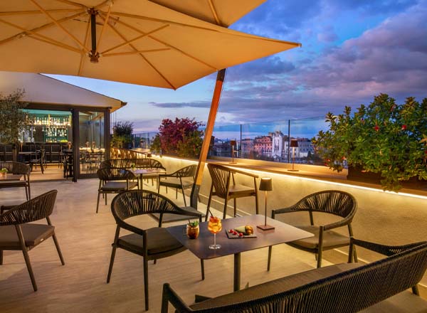 Rooftop bar Terrazza Costanza in Rome