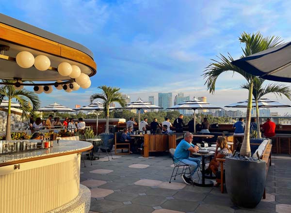 M.Bird - Rooftop bar in Tampa Bay | The Rooftop Guide