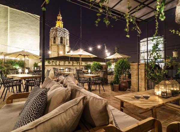 The Valentia Sky - Rooftop bar in Valencia | The Rooftop Guide