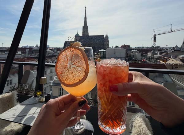 Rooftop bar Lamée Rooftop in Vienna