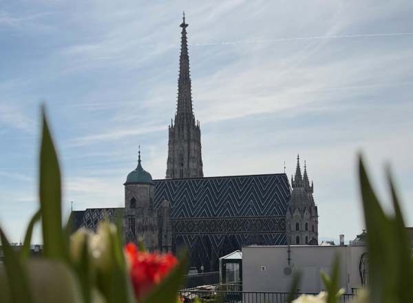 Rooftop bar Lamée Rooftop in Vienna