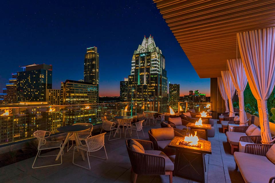 10 Best Rooftop Bars in Texas [2024 UPDATE]