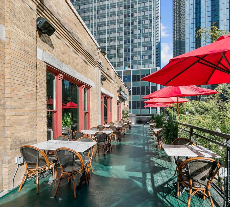 7 Best Rooftop Restaurants Dallas [2024 UPDATE]