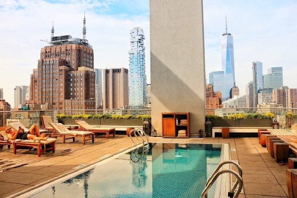 10 Best Rooftop Bars on Manhattan [2022 UPDATE]