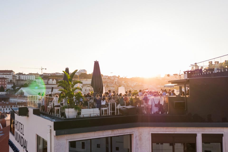 5 Best Winter Open Rooftop Bars In Lisbon Open All Year Round Updated 2019