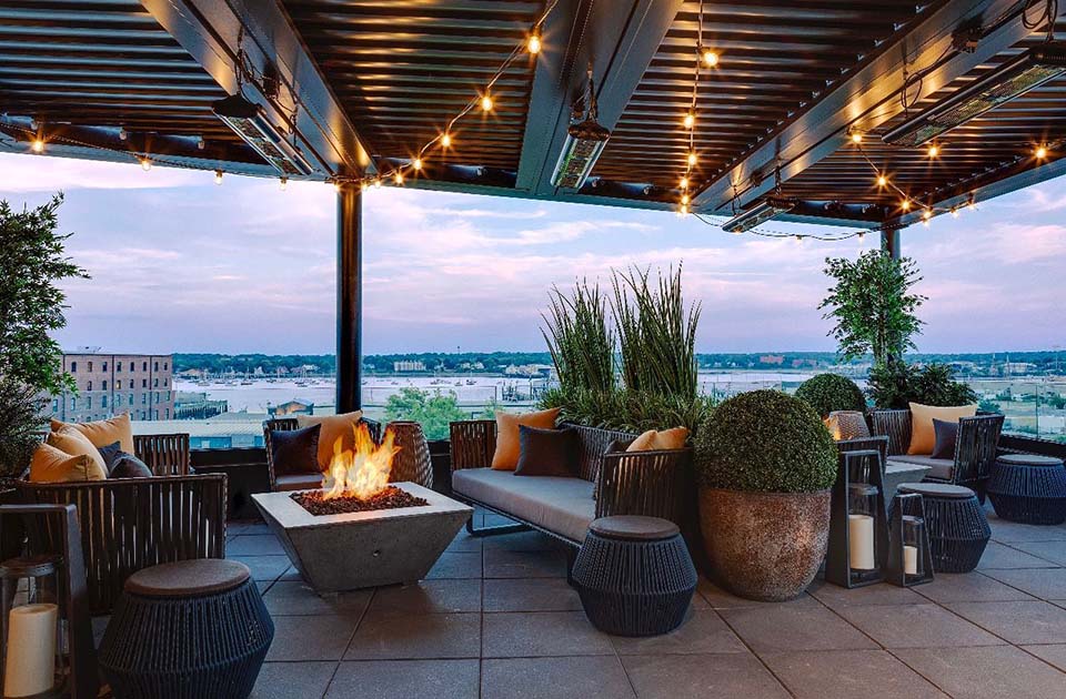 6 Best Rooftop Bars in Maine [2024 UPDATE]