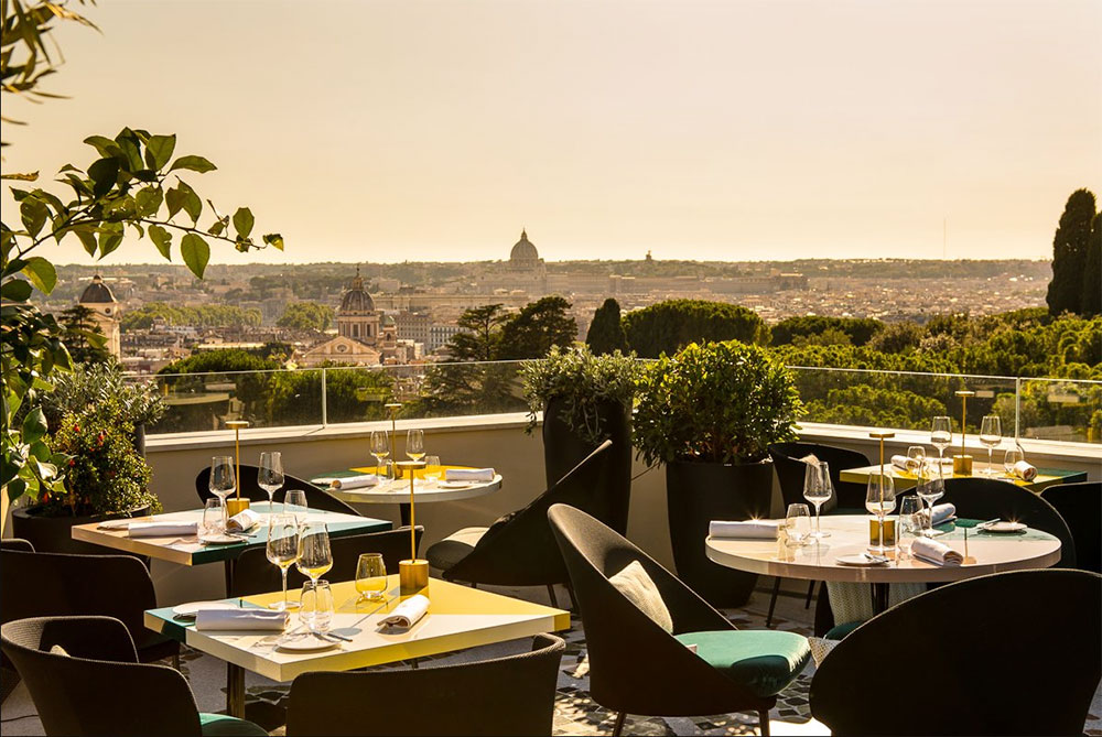 The best restaurants with swimming pools in Rome