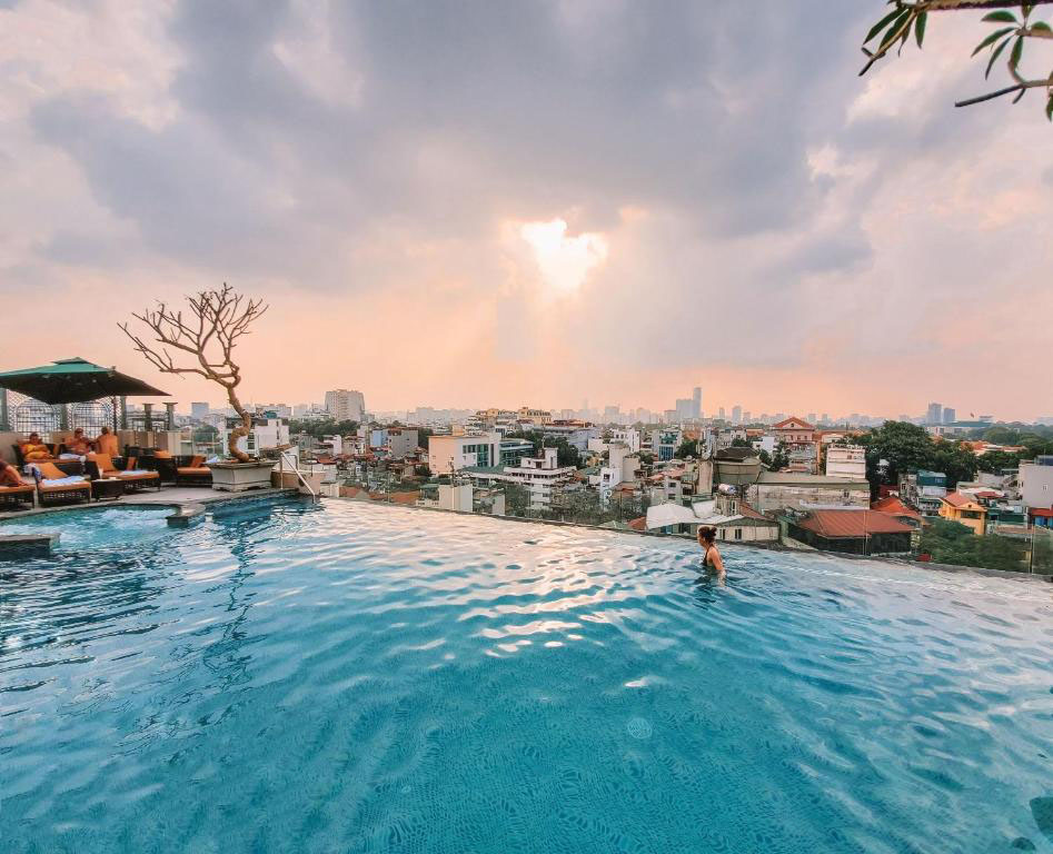 9 Best Rooftop Pools in Hanoi [2024 UPDATE]