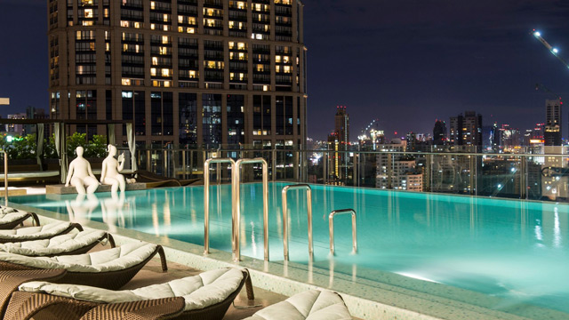 12 Best Rooftop Pools at hotels in Bangkok [2022 UPDATE]