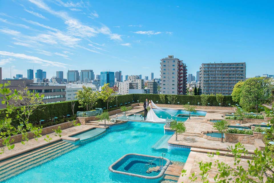 6 Best Rooftop Pools in Tokyo [2024 UPDATE]